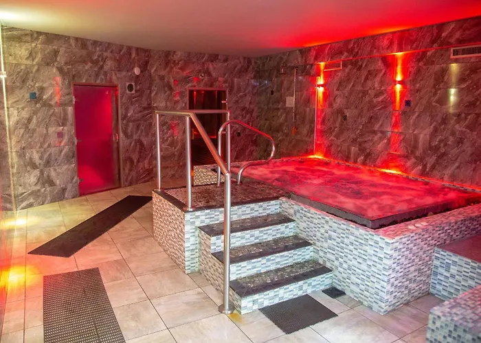 Daffodils * Bowness-on-Windermere